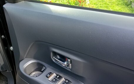 Toyota bB II рестайлинг, 2015 год, 1 000 000 рублей, 12 фотография