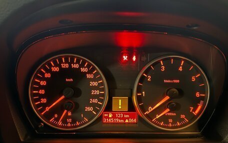 BMW 3 серия, 2007 год, 650 000 рублей, 16 фотография