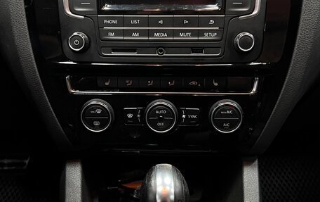 Volkswagen Jetta VI, 2017 год, 1 180 000 рублей, 8 фотография