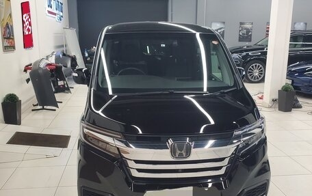 Honda Stepwgn IV, 2019 год, 3 000 000 рублей, 1 фотография