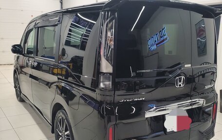 Honda Stepwgn IV, 2019 год, 3 000 000 рублей, 3 фотография