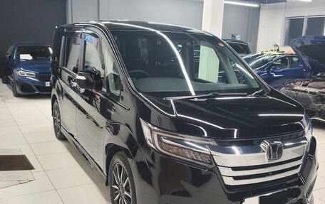 Honda Stepwgn IV, 2019 год, 3 000 000 рублей, 6 фотография