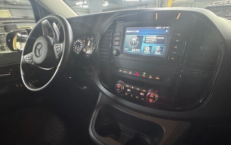 Mercedes-Benz Vito, 2021 год, 7 800 000 рублей, 15 фотография