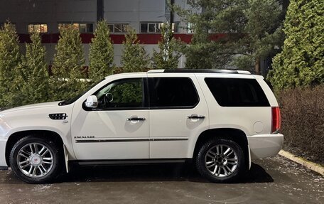 Cadillac Escalade III, 2013 год, 2 200 000 рублей, 9 фотография