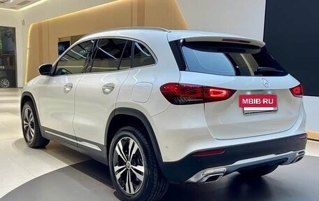 Mercedes-Benz GLA, 2022 год, 2 490 000 рублей, 5 фотография