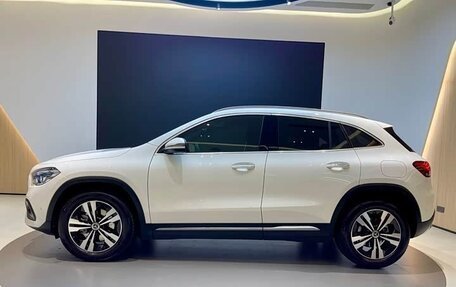 Mercedes-Benz GLA, 2022 год, 2 490 000 рублей, 6 фотография