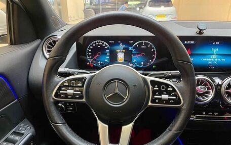 Mercedes-Benz GLA, 2022 год, 2 490 000 рублей, 11 фотография