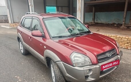 Hyundai Tucson III, 2005 год, 695 000 рублей, 14 фотография