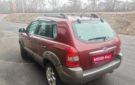 Hyundai Tucson III, 2005 год, 695 000 рублей, 3 фотография