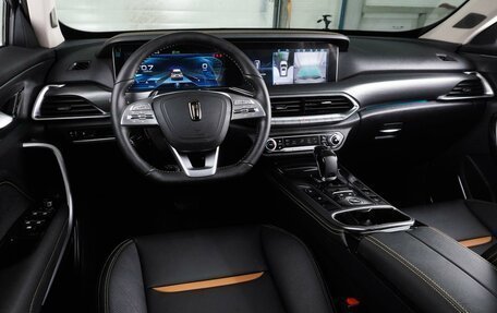 FAW Bestune T77, 2024 год, 2 099 000 рублей, 6 фотография