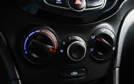 Hyundai Solaris II рестайлинг, 2016 год, 799 000 рублей, 17 фотография