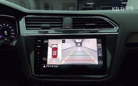 Volkswagen Tiguan II, 2021 год, 2 866 000 рублей, 14 фотография