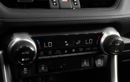 Toyota RAV4, 2025 год, 4 349 000 рублей, 18 фотография