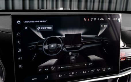 Toyota Highlander, 2025 год, 5 849 000 рублей, 21 фотография