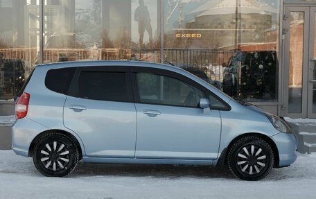 Honda Fit III, 2001 год, 420 000 рублей, 4 фотография