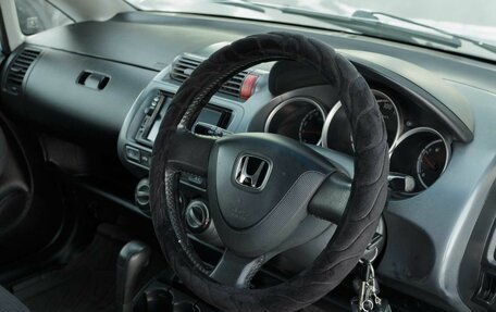 Honda Fit III, 2001 год, 420 000 рублей, 11 фотография