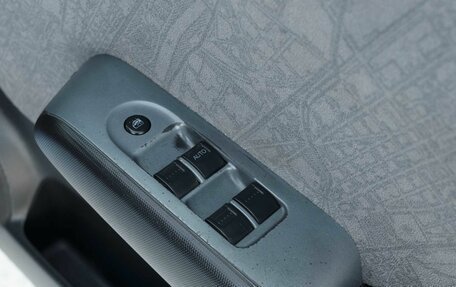 Honda Fit III, 2001 год, 420 000 рублей, 15 фотография