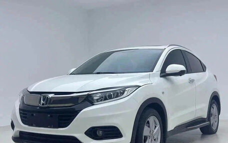 Honda Vezel, 2022 год, 1 490 000 рублей, 1 фотография