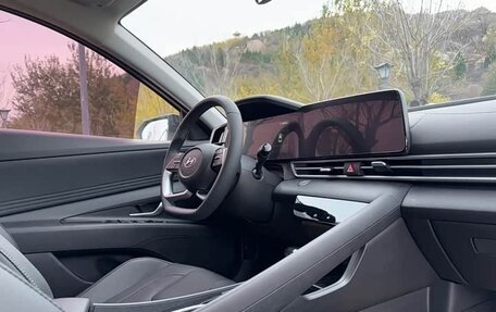 Hyundai Elantra, 2021 год, 1 085 000 рублей, 14 фотография