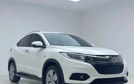 Honda Vezel, 2022 год, 1 490 000 рублей, 3 фотография