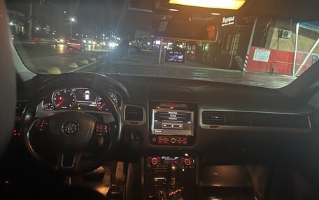 Volkswagen Touareg III, 2011 год, 1 900 000 рублей, 5 фотография