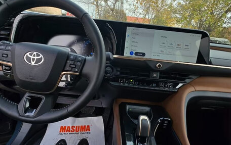 Toyota Crown, 2025 год, 9 100 000 рублей, 3 фотография