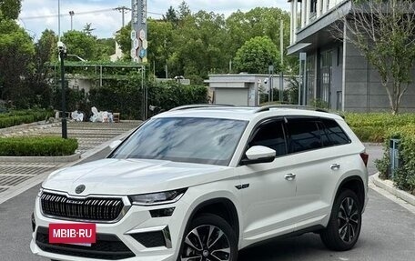 Skoda Kodiaq, 2024 год, 3 490 000 рублей, 29 фотография