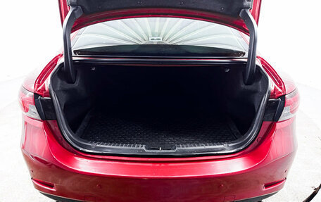 Mazda 6, 2018 год, 1 980 000 рублей, 10 фотография