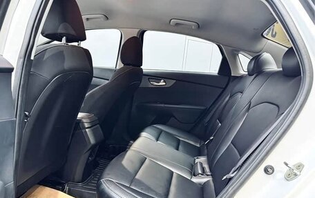 KIA K3, 2022 год, 1 275 000 рублей, 19 фотография