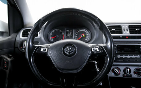 Volkswagen Polo VI (EU Market), 2016 год, 899 999 рублей, 15 фотография