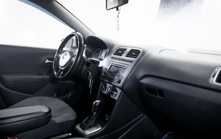 Volkswagen Polo VI (EU Market), 2016 год, 899 999 рублей, 17 фотография