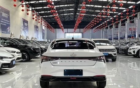 Hyundai Elantra, 2022 год, 1 483 277 рублей, 4 фотография