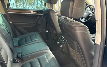 Volkswagen Touareg III, 2016 год, 3 500 000 рублей, 24 фотография