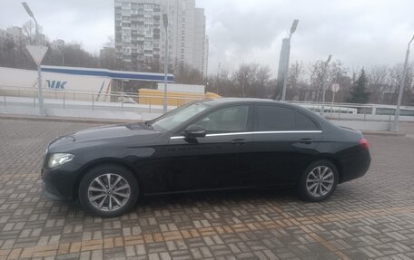 Mercedes-Benz E-Класс, 2019 год, 2 690 000 рублей, 5 фотография