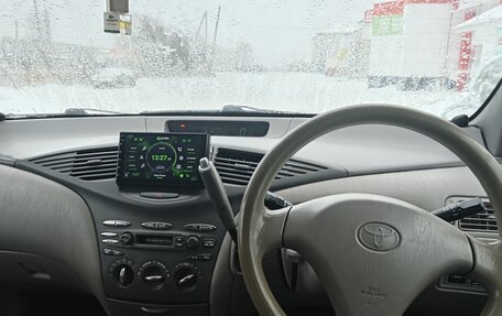 Toyota Prius IV XW50, 1998 год, 220 000 рублей, 3 фотография