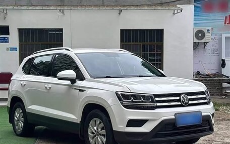 Volkswagen Tharu, 2021 год, 2 000 000 рублей, 3 фотография