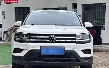 Volkswagen Tharu, 2021 год, 2 000 000 рублей, 2 фотография