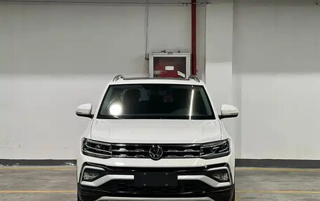 Volkswagen T-Cross I, 2022 год, 1 749 000 рублей, 2 фотография