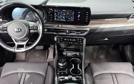 KIA K5, 2022 год, 2 400 000 рублей, 6 фотография