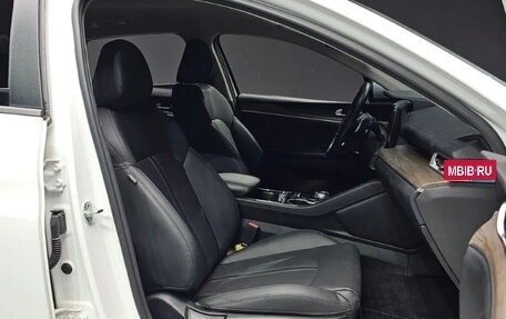 KIA K5, 2022 год, 2 400 000 рублей, 8 фотография