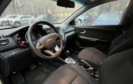 KIA Rio III рестайлинг, 2013 год, 550 000 рублей, 10 фотография