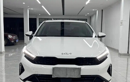 KIA K3, 2023 год, 1 395 000 рублей, 2 фотография
