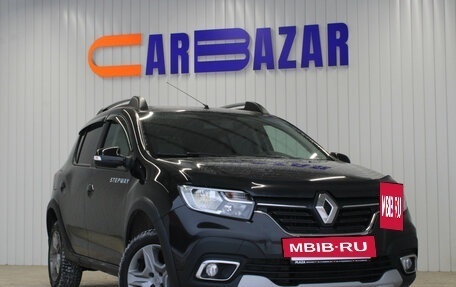 Renault Sandero II рестайлинг, 2019 год, 1 099 000 рублей, 2 фотография