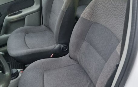 Renault Symbol I, 2006 год, 320 000 рублей, 21 фотография