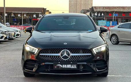 Mercedes-Benz A-Класс, 2021 год, 1 580 855 рублей, 2 фотография