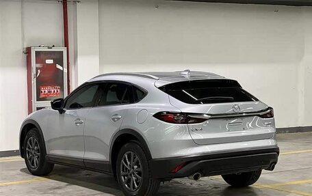 Mazda CX-4, 2021 год, 2 250 000 рублей, 6 фотография