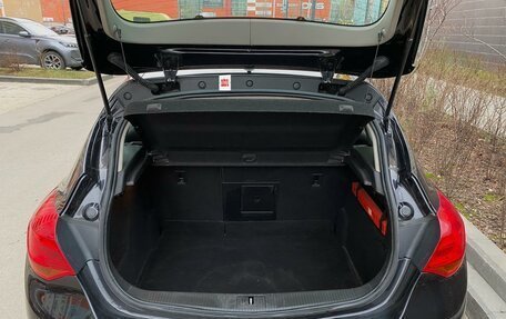 Opel Astra J, 2010 год, 749 000 рублей, 13 фотография