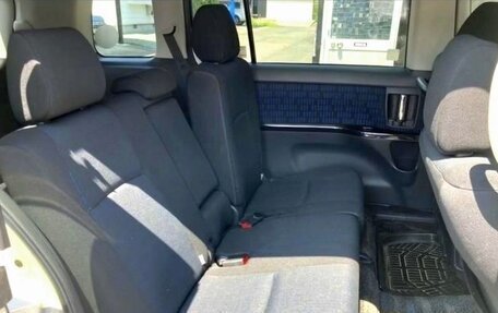 Toyota ISis I, 2013 год, 1 170 000 рублей, 9 фотография