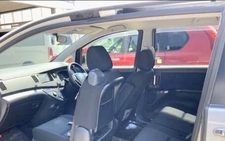 Toyota ISis I, 2013 год, 1 170 000 рублей, 10 фотография