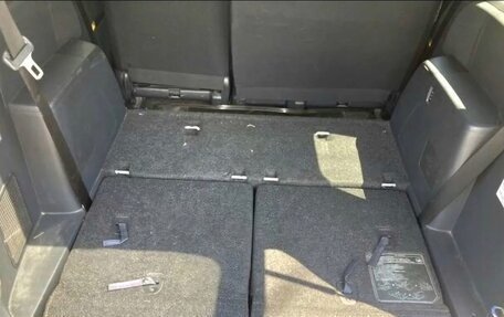 Toyota ISis I, 2013 год, 1 170 000 рублей, 11 фотография